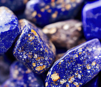 LAPIS LAZULI CARVINGS AND SCULPTURES: UNVEILING THE ARTISTIC POTENTIAL